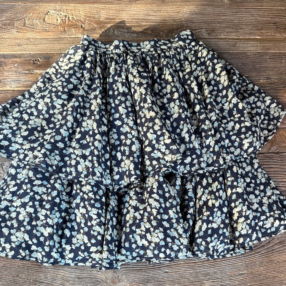 Valentino Boutique vintage 90’s floral silk tiered ruffled mini skirt EVC size 4 - Picture 2 of 7